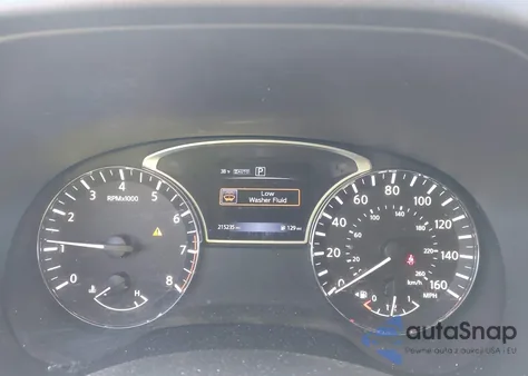 2017 Nissan Pathfinder S z USA, uszkodzony, nr VIN 5N1DR2MM1HC697314